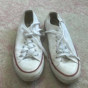 White low top converse size 4.5/6.5